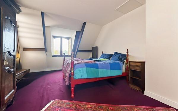 Maison à vendre    5 pièces • 189 m2 Soisy-sur-Seine