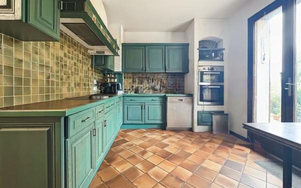 Maison à vendre    5 pièces • 189 m2 Soisy-sur-Seine