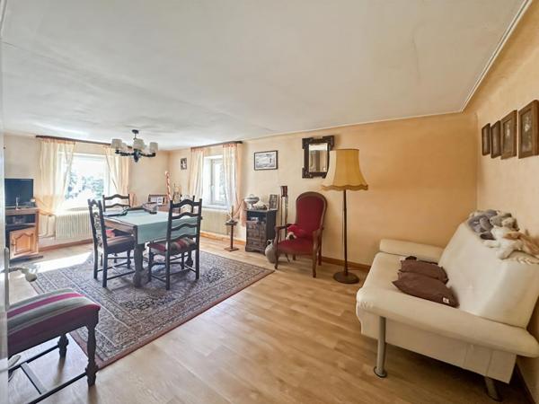Maison de village de 99 m² avec terrain de 6,41 ares ? Wildenstein, 68820