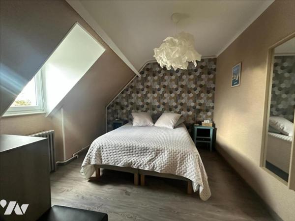 MONTEBOURG (50310), Plein Centre