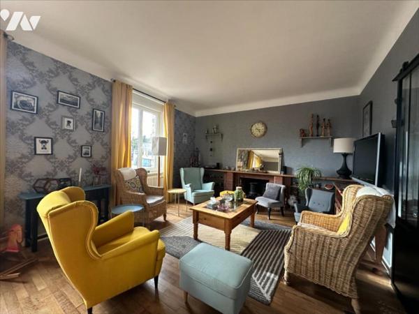 MONTEBOURG (50310), Plein Centre