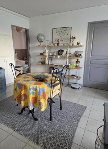 BRIGNOLES Appartement T3  avec grande terrasse et parkings