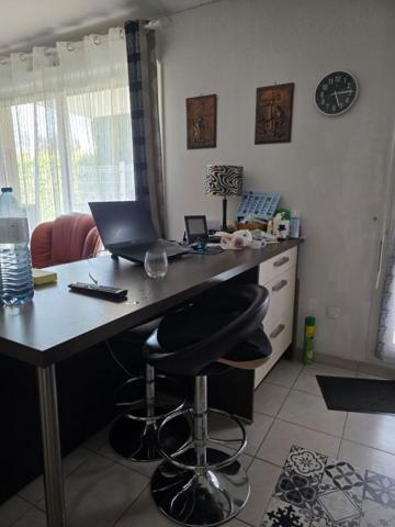 BRIGNOLES Appartement T3  avec grande terrasse et parkings