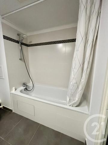 Appartement F4 à vendre  4 pièces - 81,60 m 2   CLAYE SOUILLY  - 77