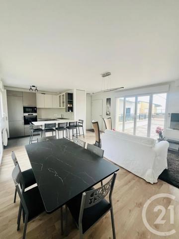 Appartement F4 à vendre  4 pièces - 81,60 m 2   CLAYE SOUILLY  - 77