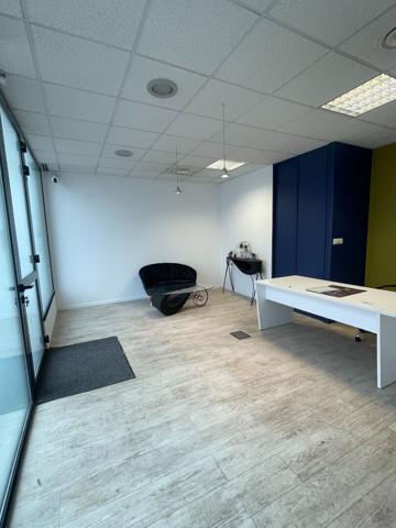 A louer, des bureaux à Laval , Laval