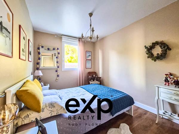 Appartement T4 de 83m2 loi Carrez + Terrasse + 1 Parking + 2 Box