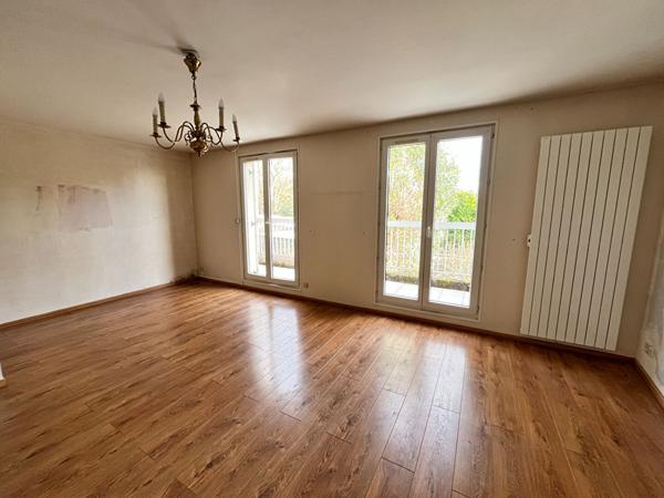 Centre ville Dourdan 3 pièce(s) 76 m2