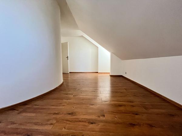 Centre ville Dourdan 3 pièce(s) 76 m2