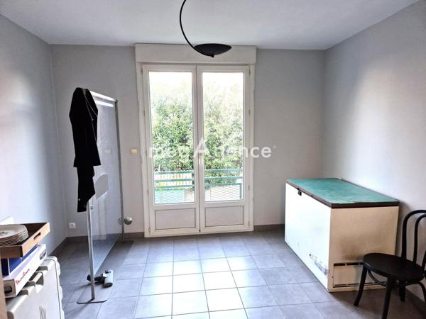 Fonds De Commerce à LAVAL, 53000 - 2 pièces 70m²