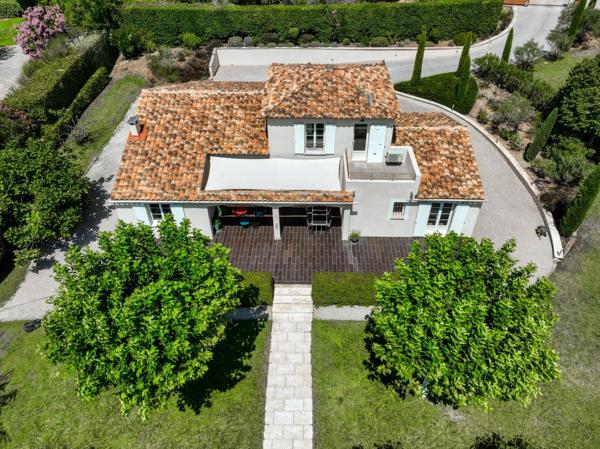 Vente Maison de luxe Aix-en-Provence 5 Pièces 155 m²