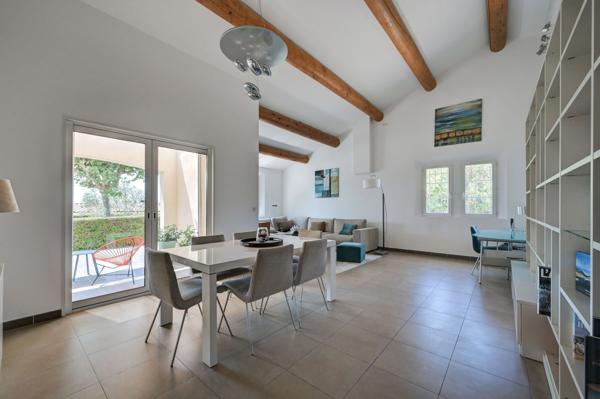 Vente Maison de luxe Aix-en-Provence 5 Pièces 155 m²