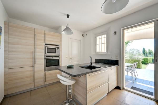 Vente Maison de luxe Aix-en-Provence 5 Pièces 155 m²