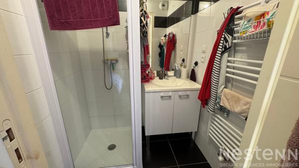 QUIBERON - Appartement en rez-de-jardin de 74 m² avec 3 chambres et stationnement