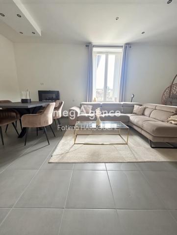 Appartement à LE CHAMBON-FEUGEROLLES, 42500 - 4 pièces 100m²