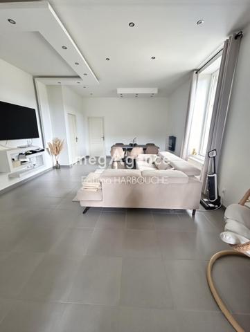 Appartement à LE CHAMBON-FEUGEROLLES, 42500 - 4 pièces 100m²