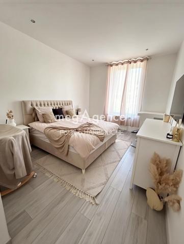 Appartement à LE CHAMBON-FEUGEROLLES, 42500 - 4 pièces 100m²