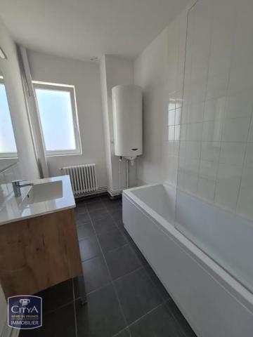 Appartement à louer 3 pièces 63.39m² Maubeuge (59600)
