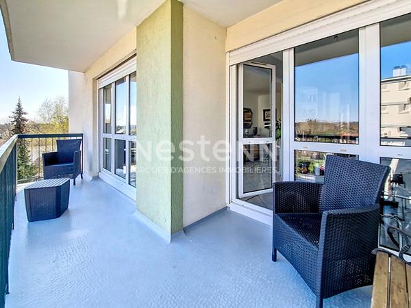 À vendre spacieux 3 pièces de 72.82 m2 au dernier étage avec ascenseur à Bois d'Arcy