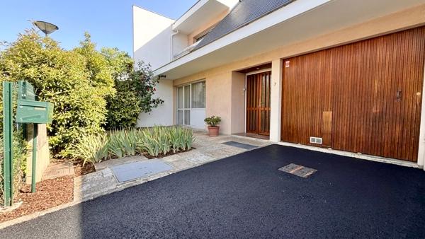 Maison Evry Courcouronnes 8 pièce(s) 145 m2
