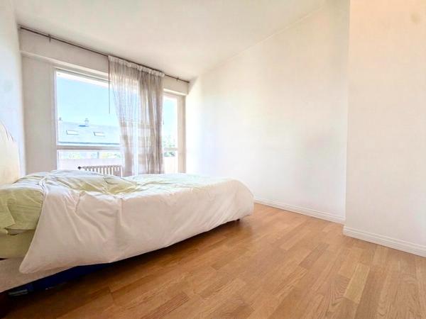 Maison Evry Courcouronnes 8 pièce(s) 145 m2
