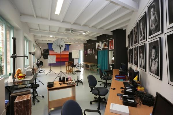 Local professionnel avec bureaux