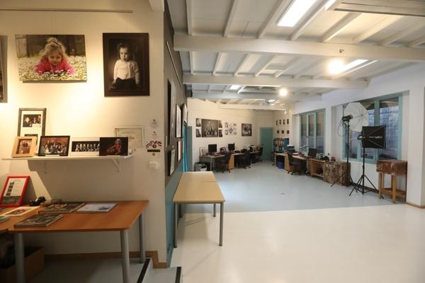 Local professionnel avec bureaux