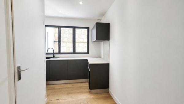 Appartement 244 000 € Bordeaux 2 p 49 m² DPE B