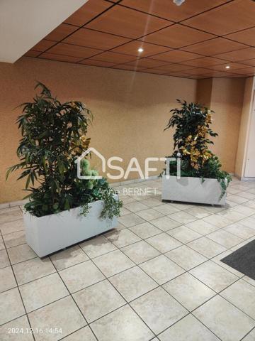 VASTE APPARTEMENT CENTRE VILLE - RESIDENCE AVEC ASCENSEUR