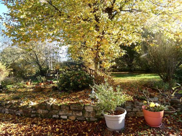 Maison à la campagne de 194 m2 env Secteur Chandai