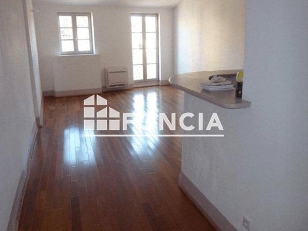 Location Appartement 4 pièces 105 m² - 105 COURS LAFAYETTE Toulon 83000