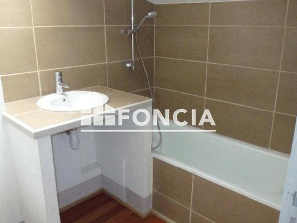 Location Appartement 4 pièces 105 m² - 105 COURS LAFAYETTE Toulon 83000