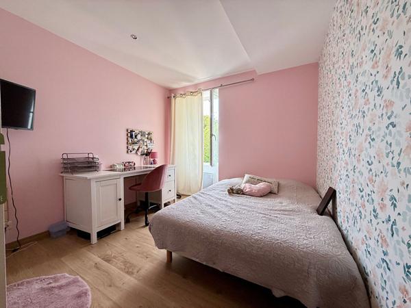 Maison Surgeres 6 pièce(s) 127 m2