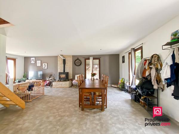 Pavillon Proche Précy Sous Thil avec dépendance et terrain