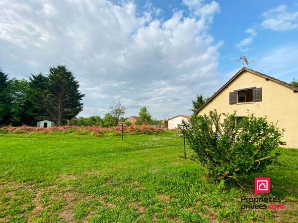 Pavillon Proche Précy Sous Thil avec dépendance et terrain