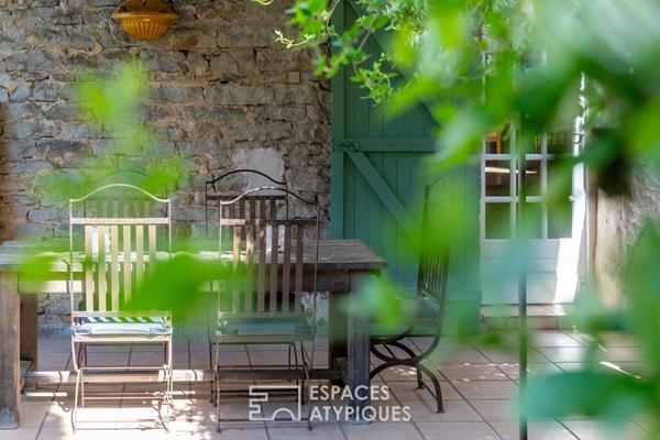 Maison bourgeoise au coeur d’un village de Bourgogne