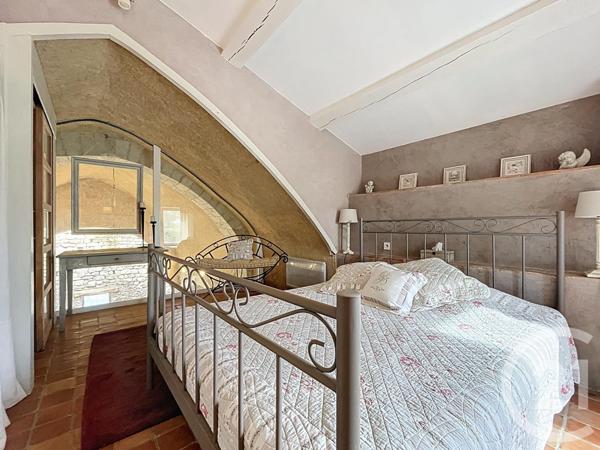 Maison à vendre  4 pièces - 136,30 m2 GOUDARGUES - 30