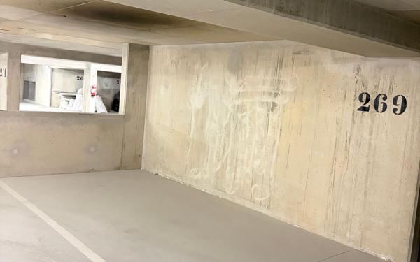 Stationnement à louer