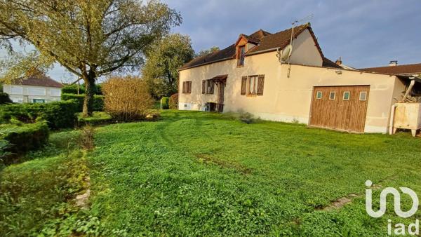 Maison 5 pièces de 158 m² à Saint-Doulchard (18230)