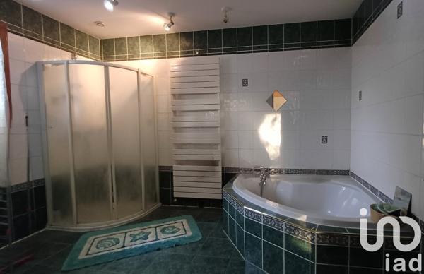 Maison 5 pièces de 158 m² à Saint-Doulchard (18230)