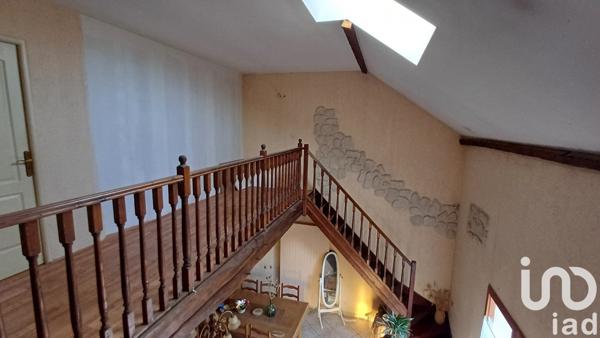 Maison 5 pièces de 158 m² à Saint-Doulchard (18230)