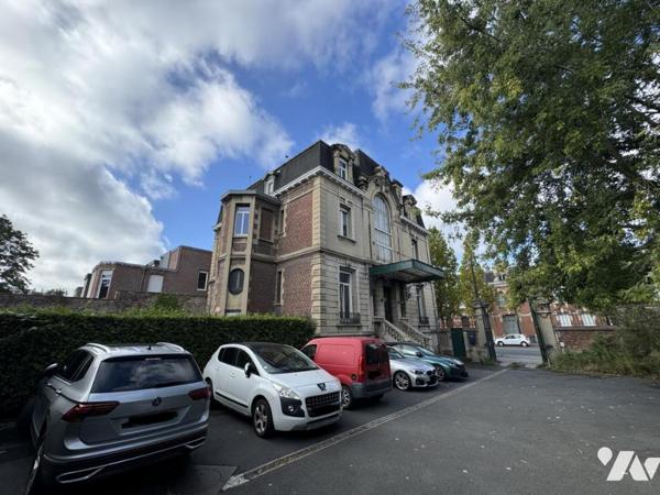 Appartement dernier étage d'une maison bourgeoise Valenciennes prox. centre, Poterne, Musée 3 pkings