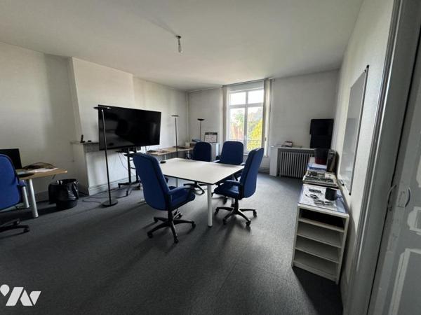 Appartement dernier étage d'une maison bourgeoise Valenciennes prox. centre, Poterne, Musée 3 pkings