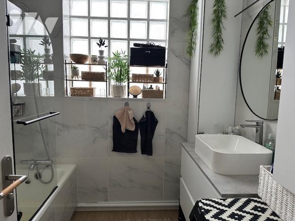 Appartement à vendre CENTRE VILLE à Enghien-les-Bains (95880) en Val-d'Oise (95), T3 avec balcon