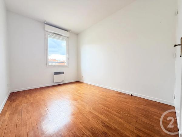 Appartement F3 à vendre  3 pièces - 58,12 m 2   ST OUEN  - 93