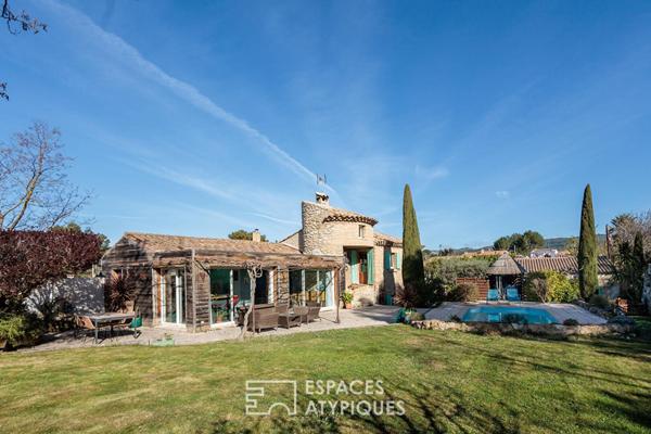 Propriété de charme avec maisonnette indépendante et piscine à Lambesc