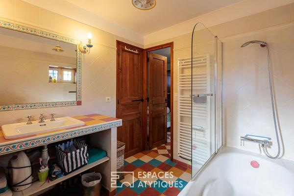 Propriété de charme avec maisonnette indépendante et piscine à Lambesc