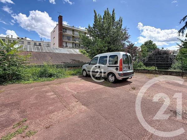 Parking à vendre  12 m 2   MONTREUIL  - 93