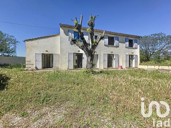 Maison à vendre 7 pièces 211 m² Carpentras