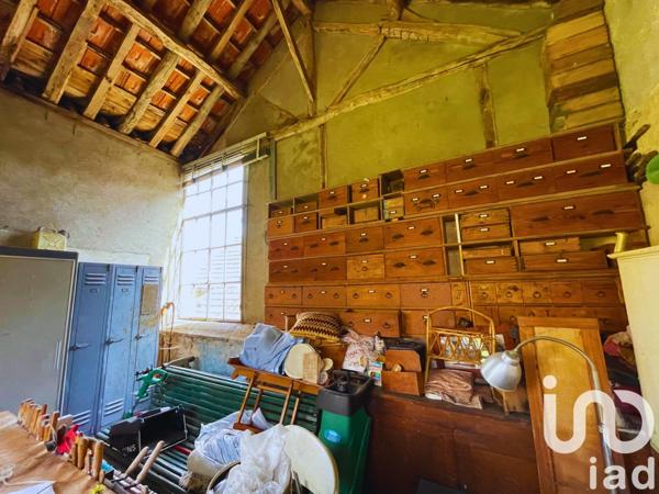 Maison 10 pièces de 200 m² à Entrains-sur-Nohain (58410)